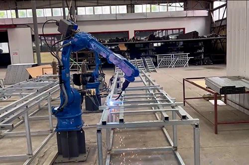 การเชื่อมท่อสี่เหลี่ยมด้วย Fulzh Robot